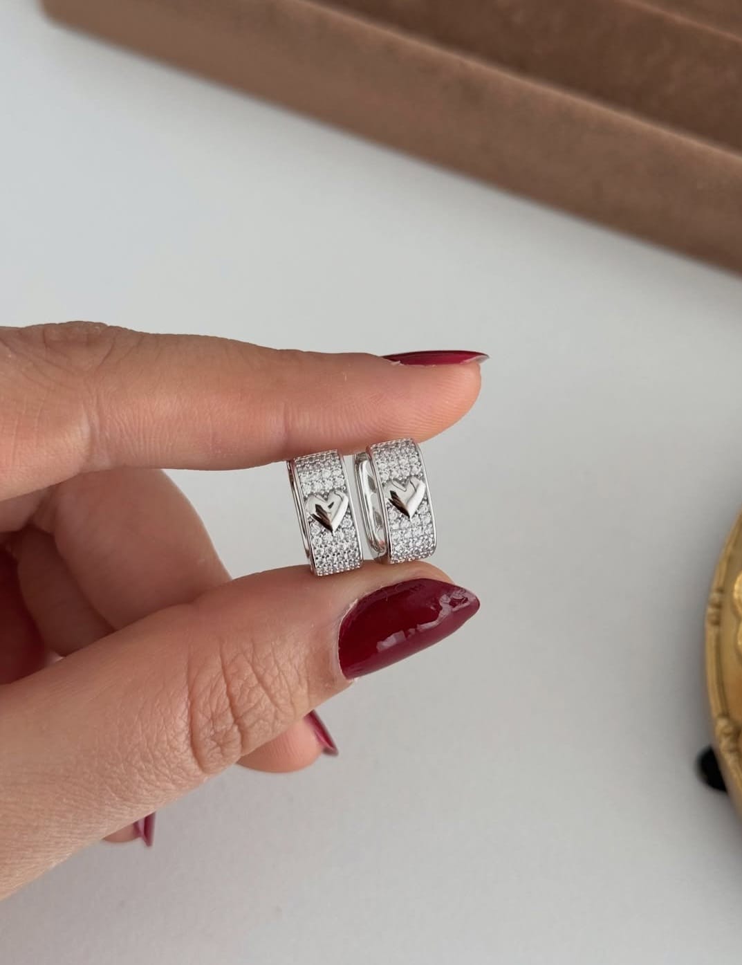 Xuping Taşlı Kalp Detay Silver Küpe
